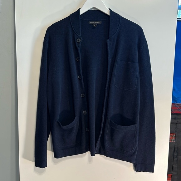 Banana Republic Unisex Button-Down Cardigan Navy Medium - Picture 3 of 6